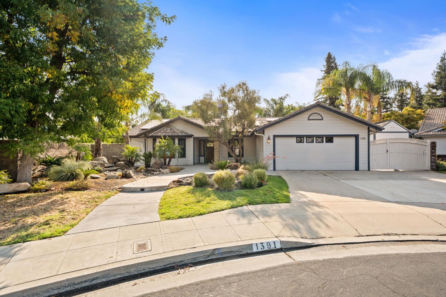 1391 Carolina Ave