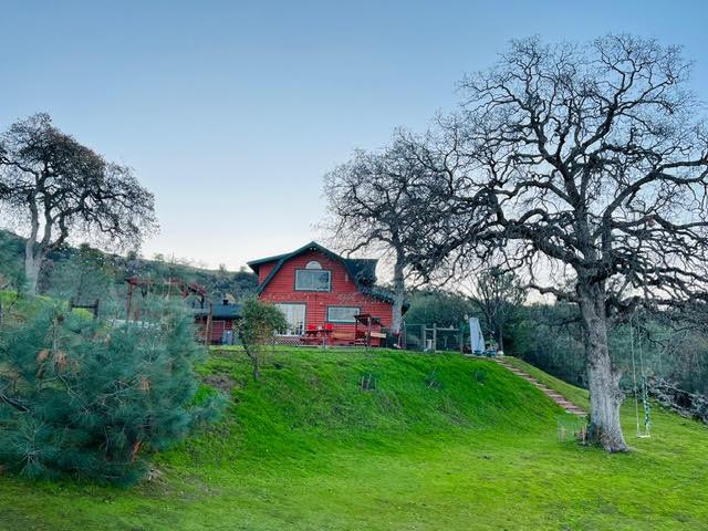 30670 Sentinel Dr, Coarsegold, CA 93614