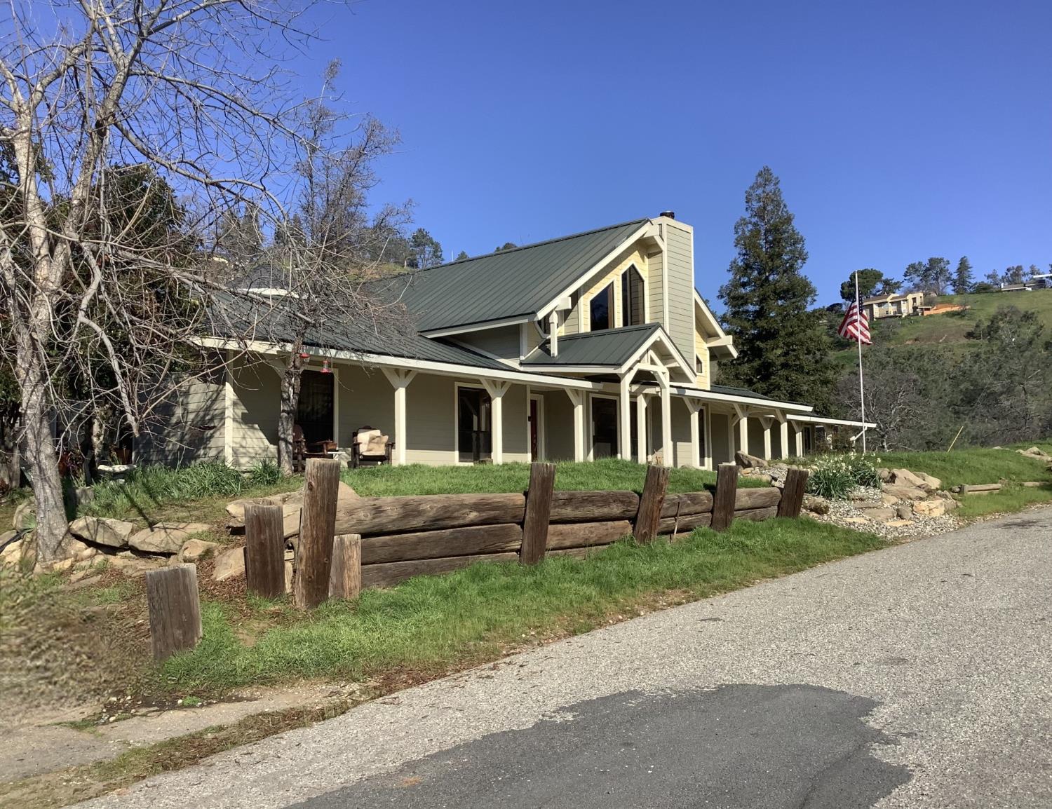 20746 Hidden Lake Blvd, Friant, CA 93626